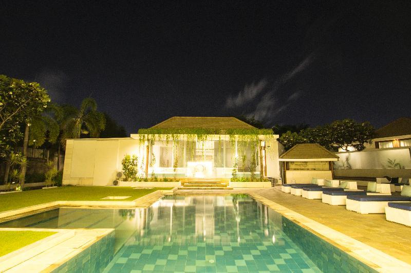 C151 Smart Villas At Seminyak Kültér fotó
